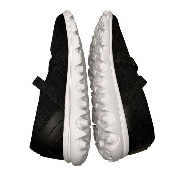 Propet Women's Mary Jane Walking Shoe Sneakers Black Fabric Size 8 Narrow - Picture 10 of 14